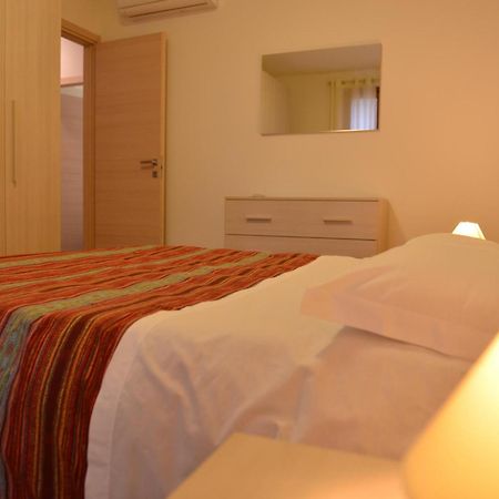 Residence Boschetti Manerba del Garda Phòng bức ảnh