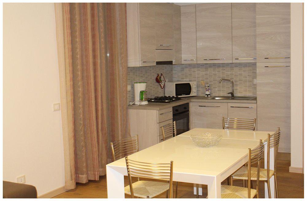 Residence Boschetti Manerba del Garda Ngoại thất bức ảnh