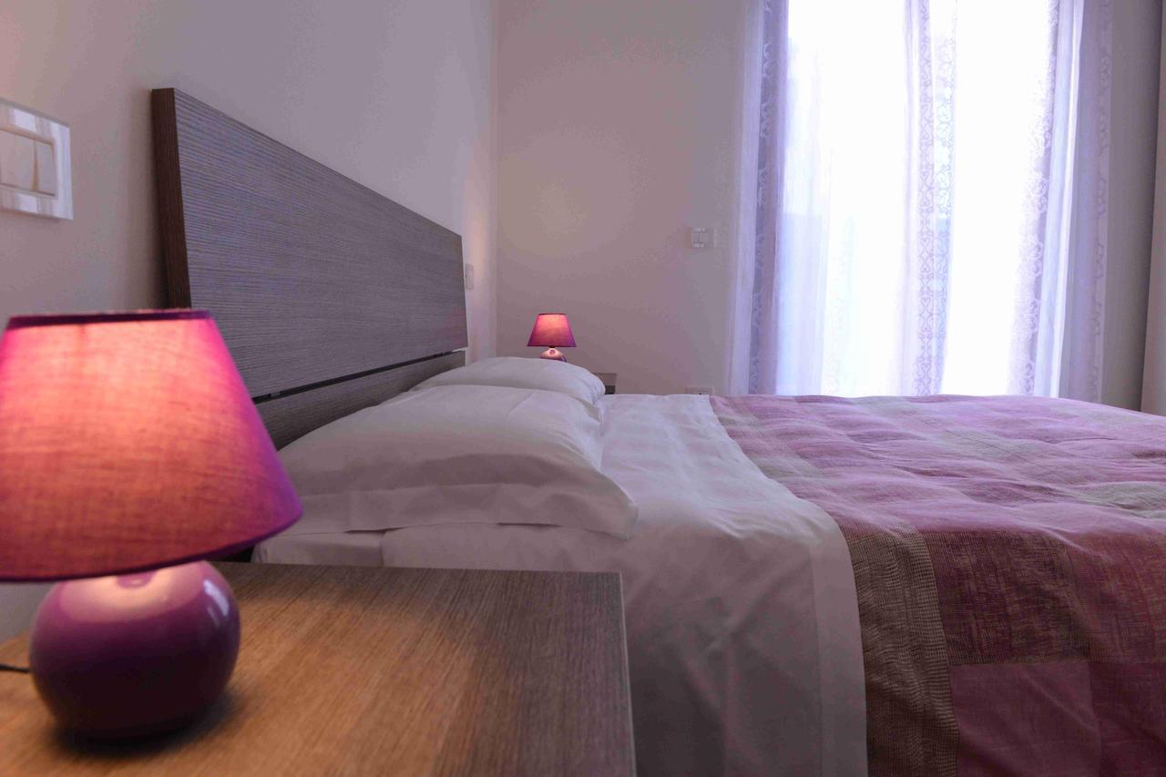 Residence Boschetti Manerba del Garda Ngoại thất bức ảnh